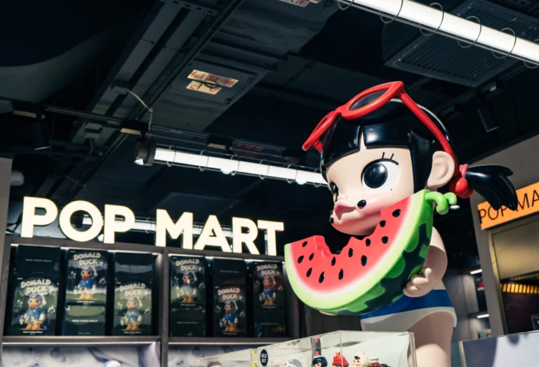 What is pop mart? unboxing the collectible craze