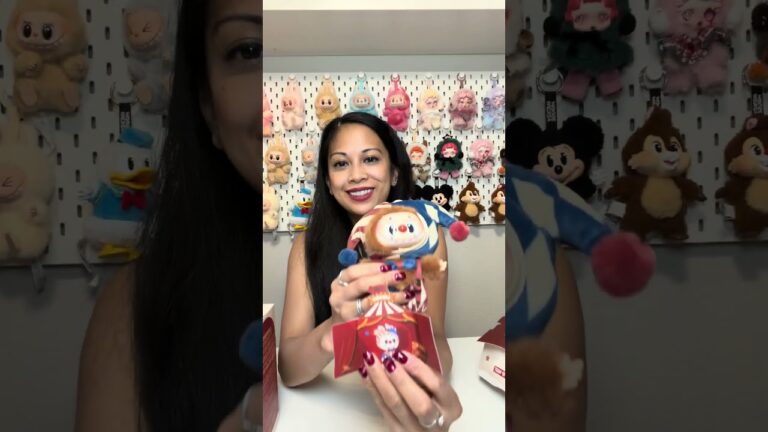 Let’s unbox, why so serious! #popmart #labubu #clown #joker