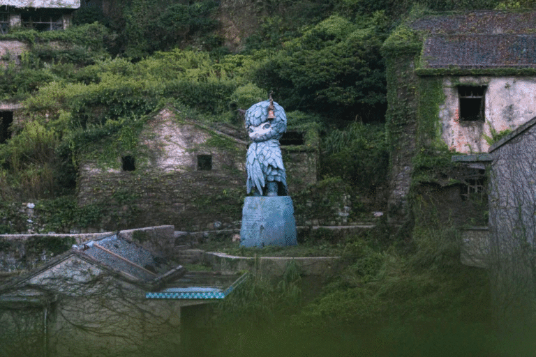 Pop mart turns an abandoned fishing island into a fantasy